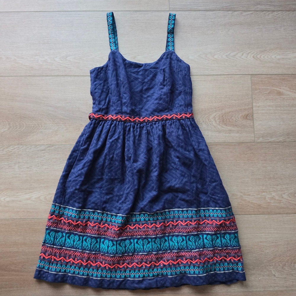 Anna Sui for Anthropologie Navy Blue Embroidered Swan Fit & Flare Dress Sz 4